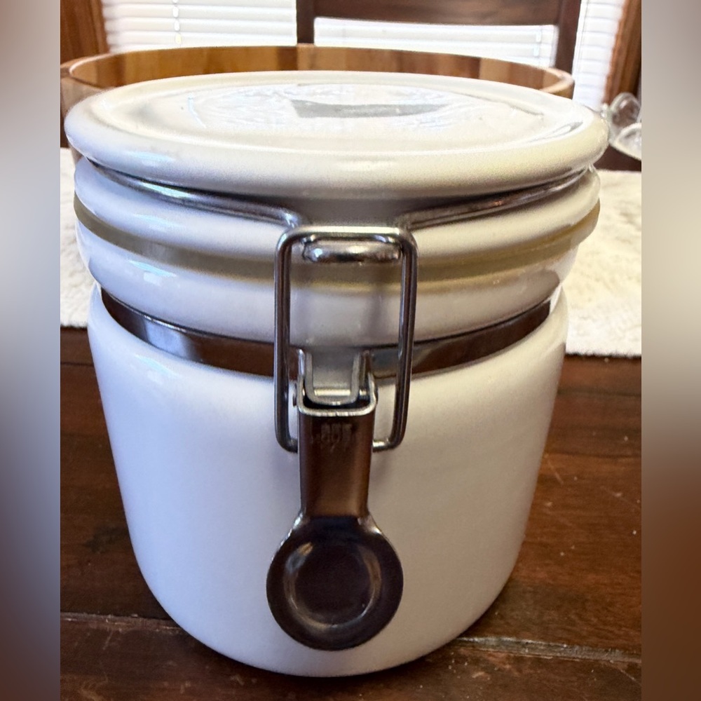 Starbucks White and Green Canister - Picture 9 of 15